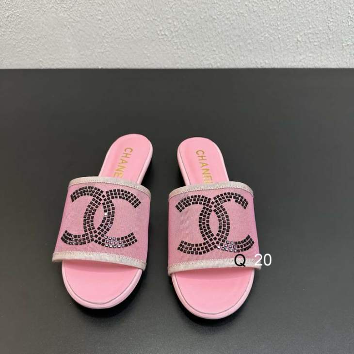 Picture of Chanel Slippers _SKUChanelsz35-40XX04143099